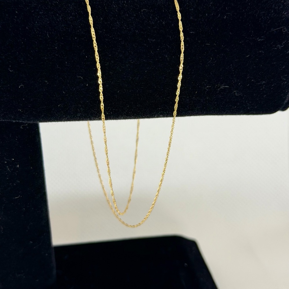 Elegant 10K Gold Chain Necklace